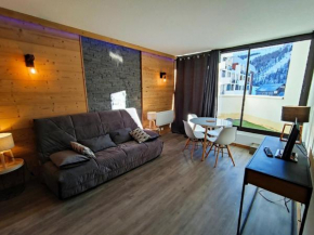 Appartement Rénové 2P avec Balcon Sud, Front de Neige, au Pied des Pistes - FR-1-292-64 Isola